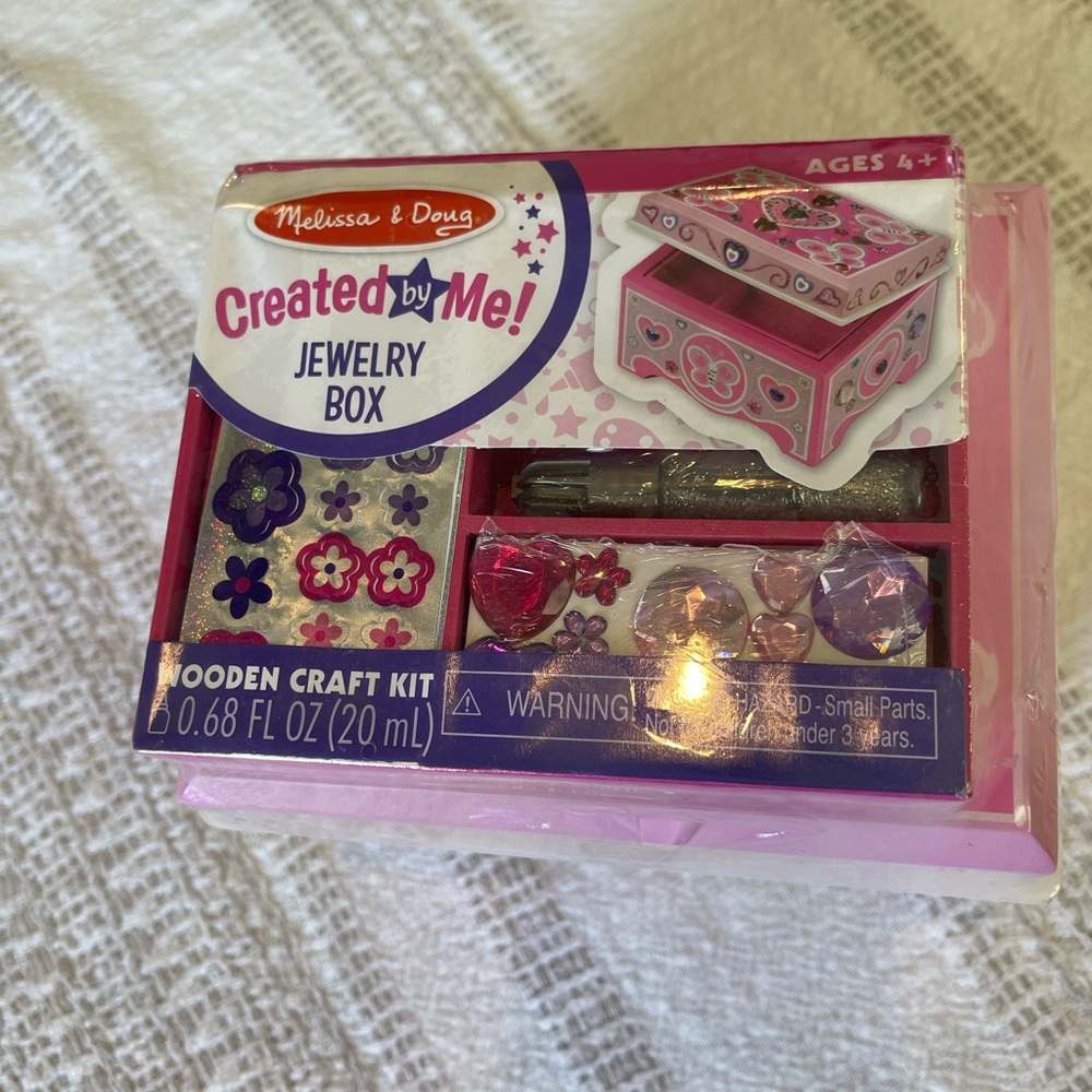 Melissa and Doug Created by Me Wooden Jewelry Box
